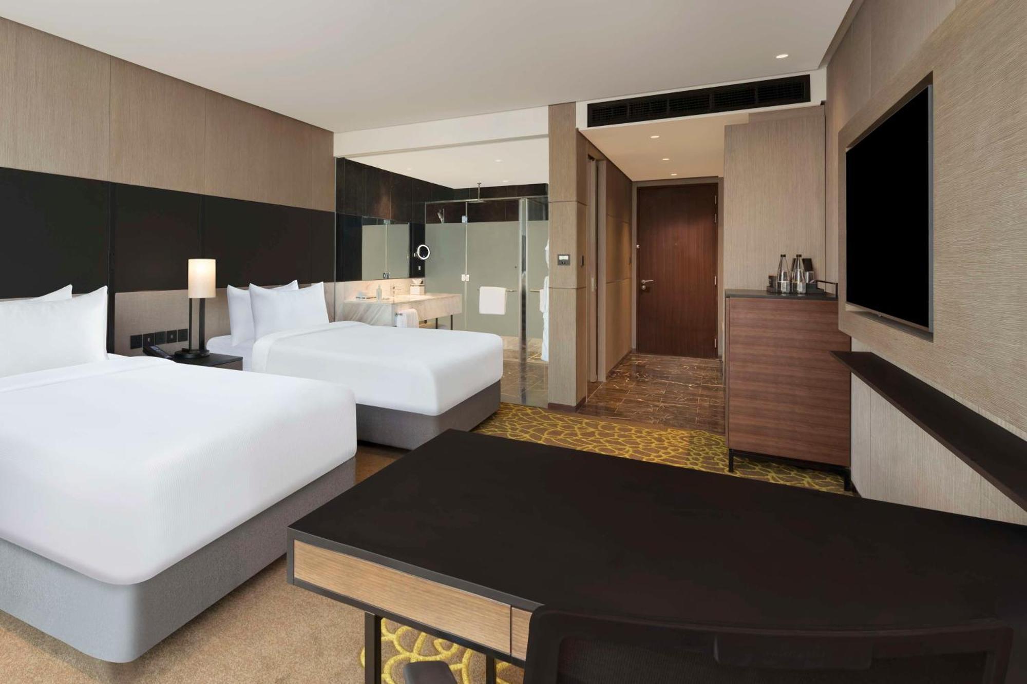 Hotel Hilton Bengaluru Embassy Manyata Business Park Esterno foto
